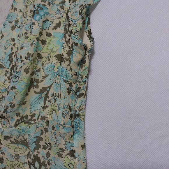 Loft Blue Floral Silk Babydoll Y2k Flutter Sleeve V Neck Top Size 6 - Picture 7 of 7